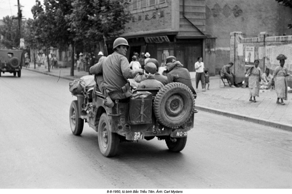 +Korean war_Carl Mydans (2_13).jpg