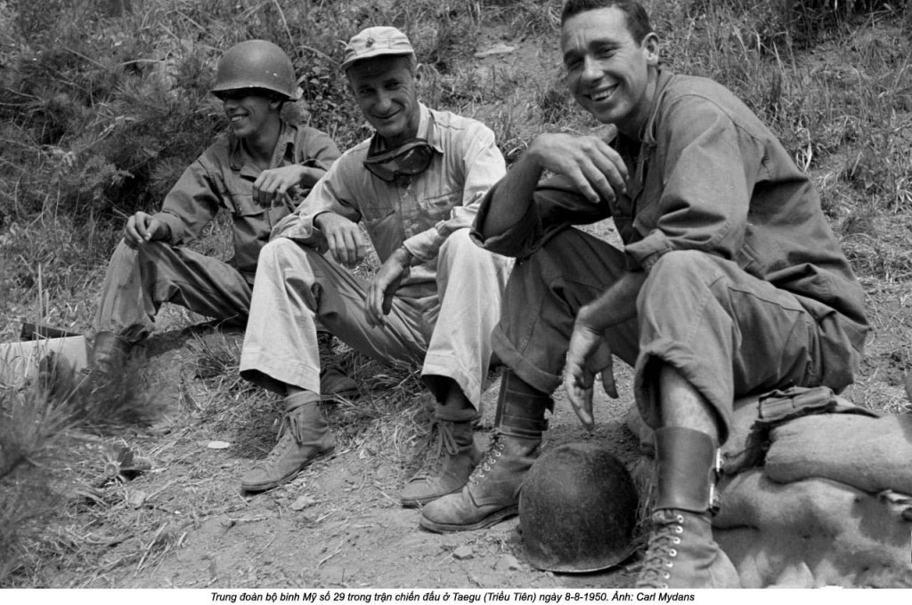 +Korean war_Carl Mydans (2_24).jpg