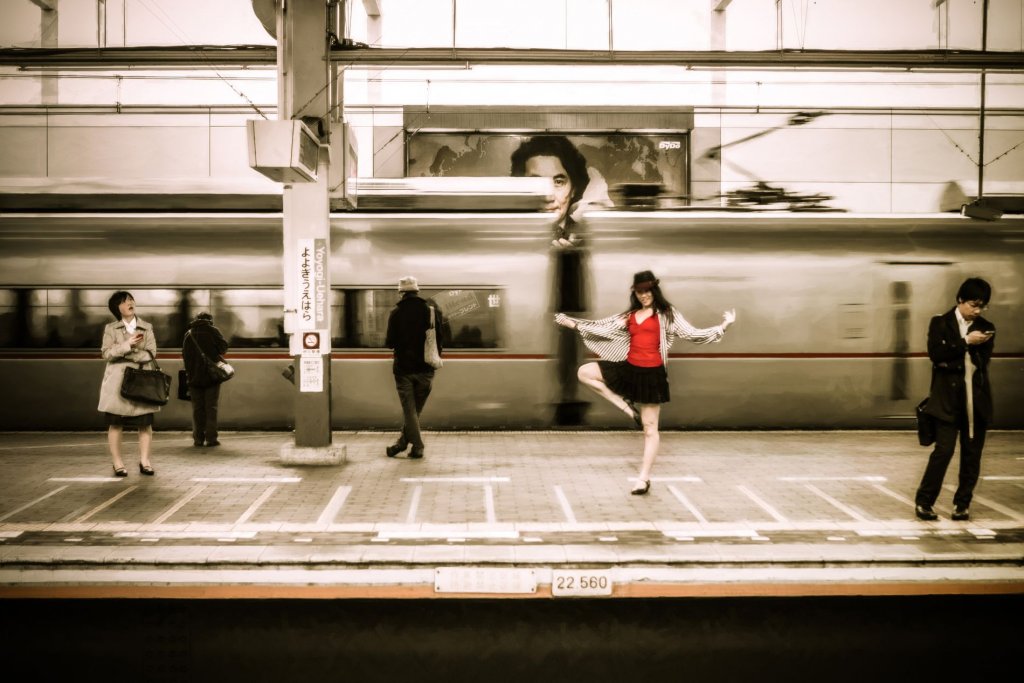 Platform-featuring-Haruna-Shimonishi.jpg