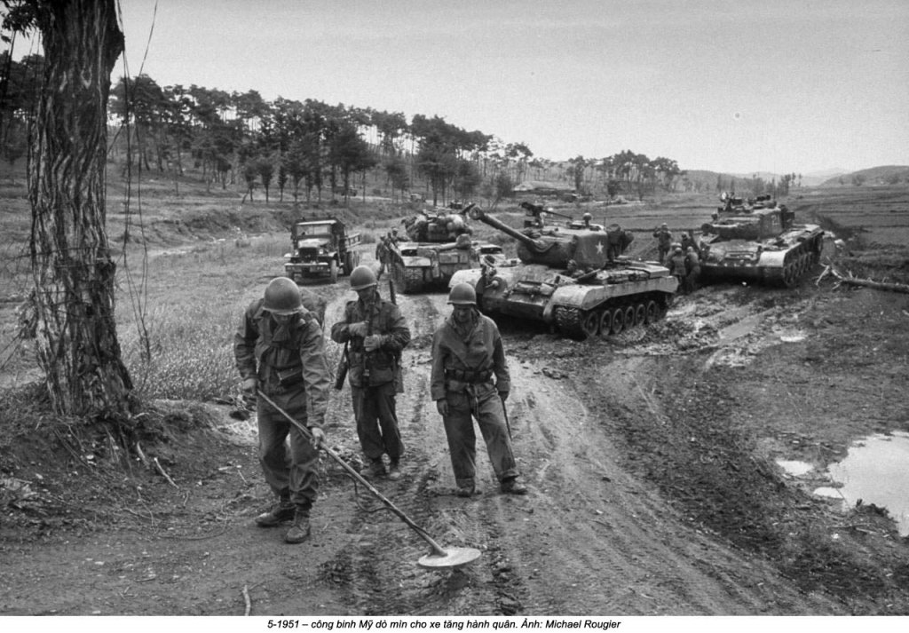 Korean War 1951_5 (28) Michael Rougier.jpg