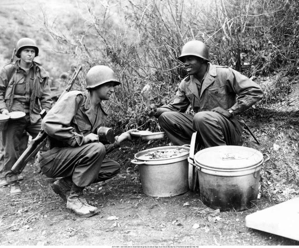 Korean War 1951_11_21 (1).jpg