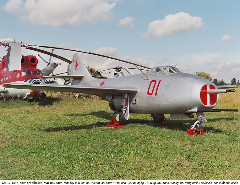 Korean War (20_235_1) MiG-9.jpg