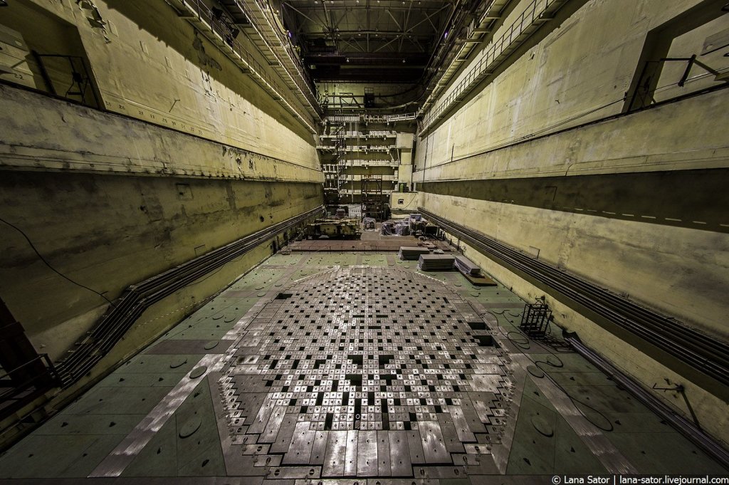 abandoned-nuclear-power-plant-kursk-russia-30.jpg