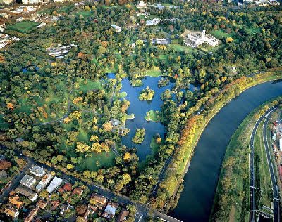 royal-botanic-gardens-melbourne-aerial400.jpg