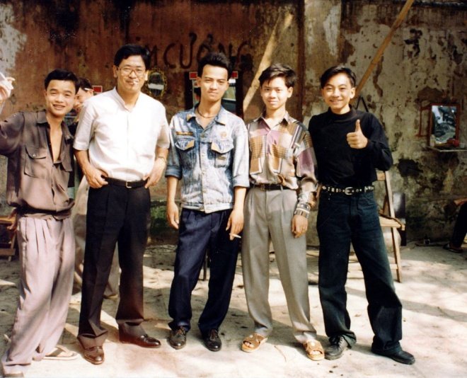 hanoi-old-quarter-during-1990s-through-photos-of-japanese-ambassador-01-.8718 (1).jpg