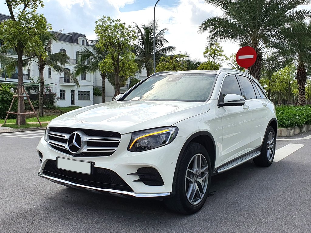 mercedes-glc-300-2017-trang-kem (3).jpg