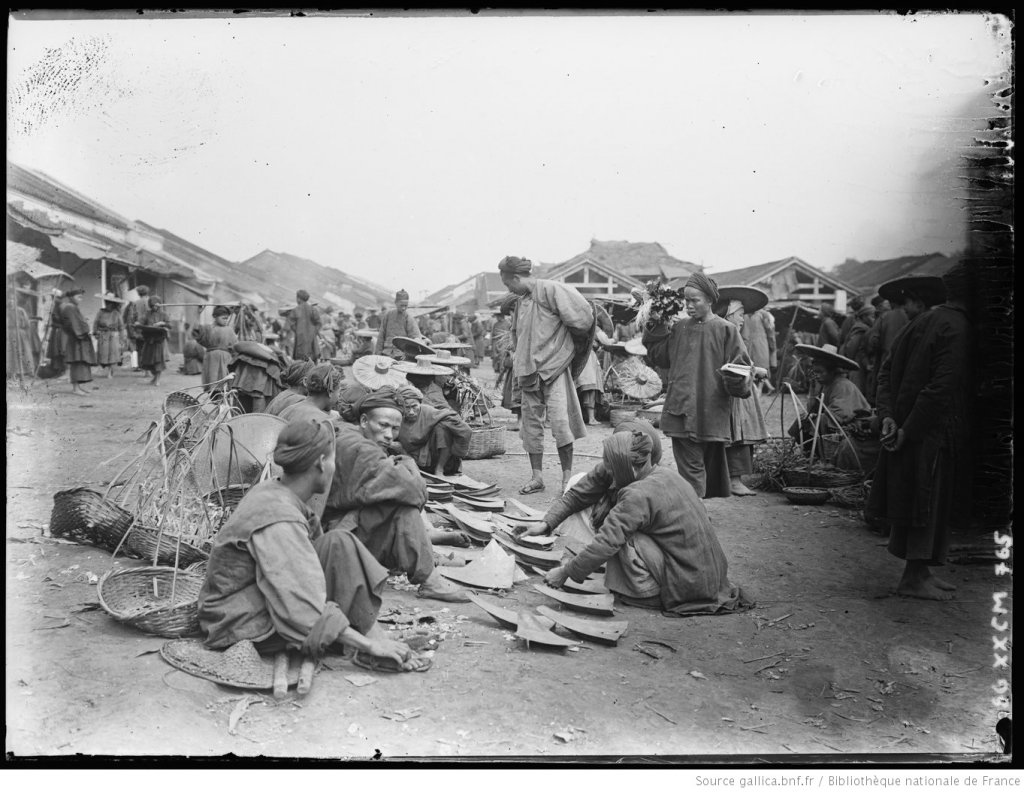 Tonkin_Kilua_au_marché___[...]Salles_André_btv1b531722344.JPEG