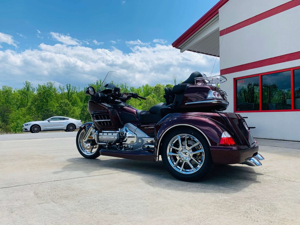 2008+Goldwing+Trike9.jpg