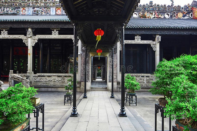 chen-clan-ancestral-hall-guangdong-folk-art-museum-qing-dynasty-75041873.jpg