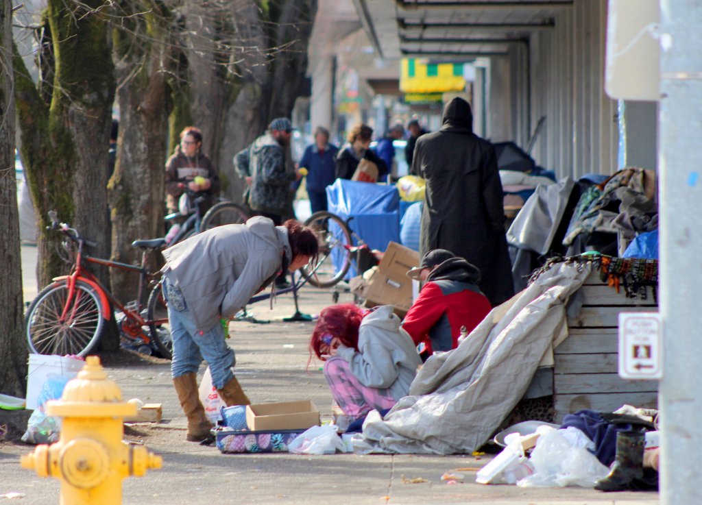 b6a10c38-0835-4fad-a0b7-17c55e8371be-AP_US_Virus_Outbreak_Homeless.jpg