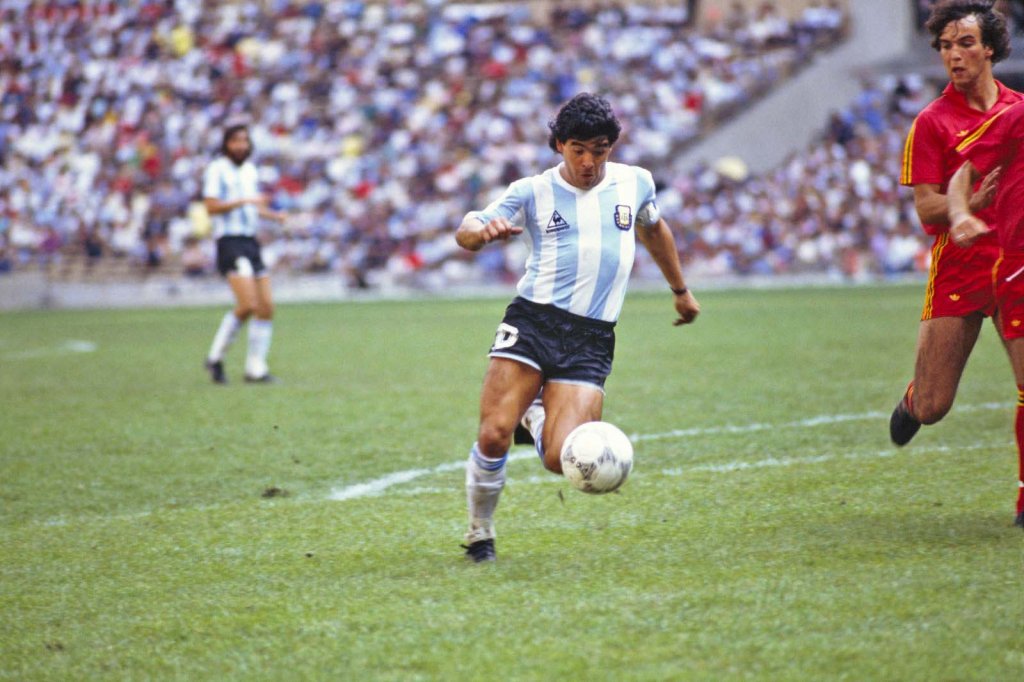 Maradona 1982_6_13 (8).jpg