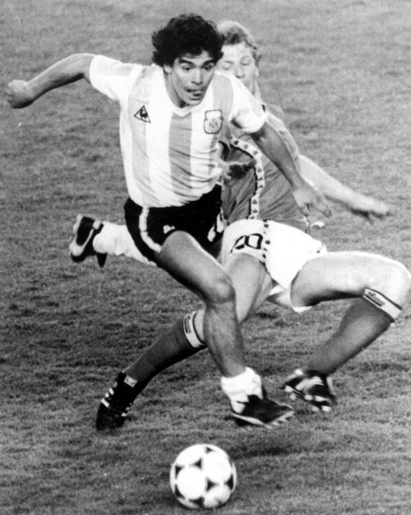 Maradona 1982_6_13 (10).jpeg