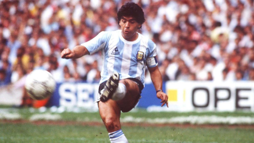 Maradona 1986_6_25 (1) Bỉ.jpg