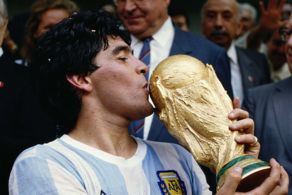 Maradona 1986_6_29 (2_15).jpg