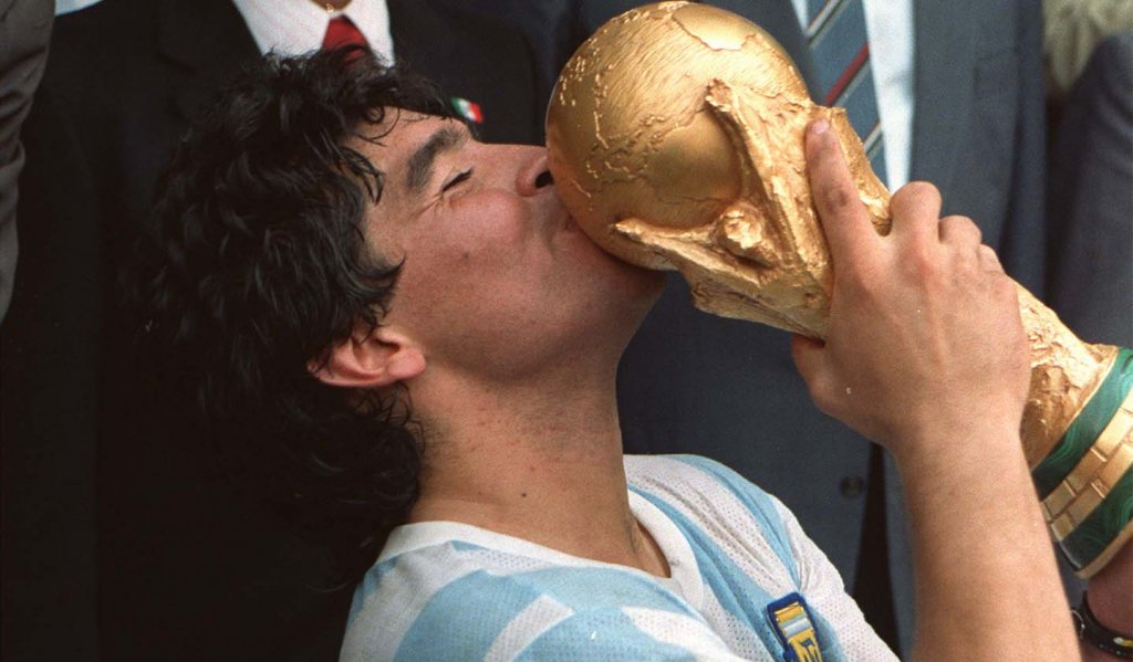 Maradona 1986_6_29 (2_17).jpg