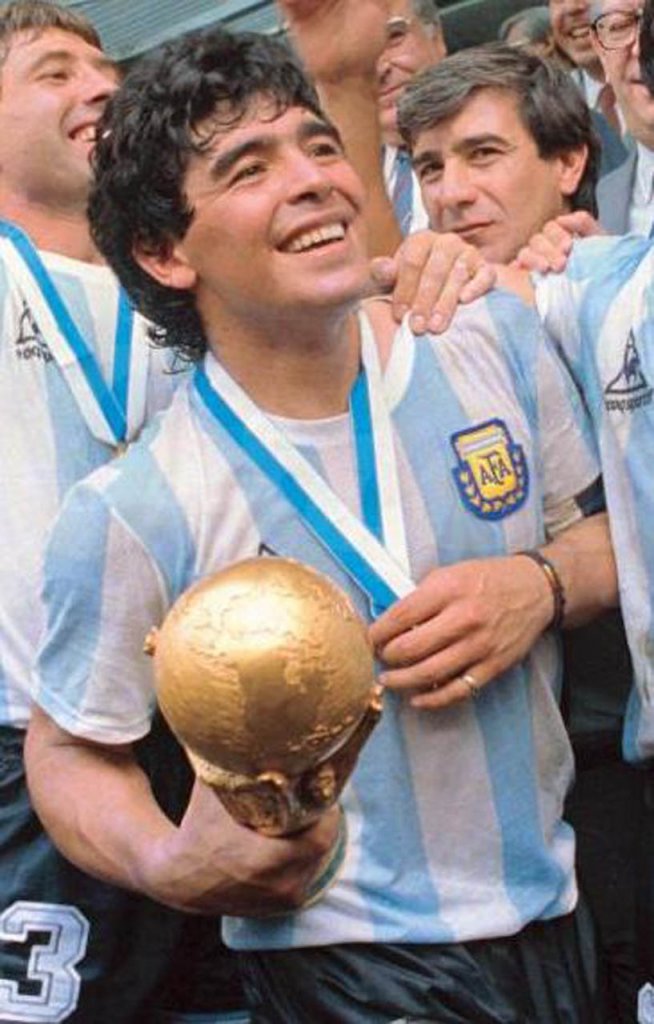 Maradona 1986_6_29 (2_23).jpg