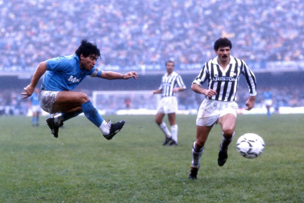 Maradona 1988_4_17 (3).jpg