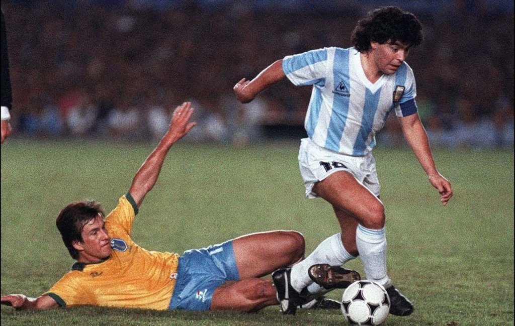 Maradona 1990_6_24 (1_15).jpg