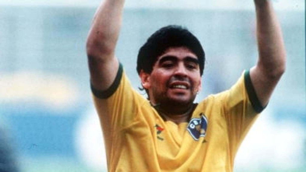 Maradona 1990_6_24 (1_17).jpg