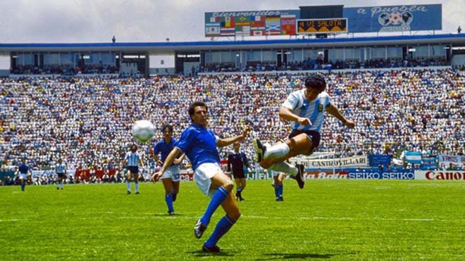 Maradona 1990_7_3 (2) .jpg