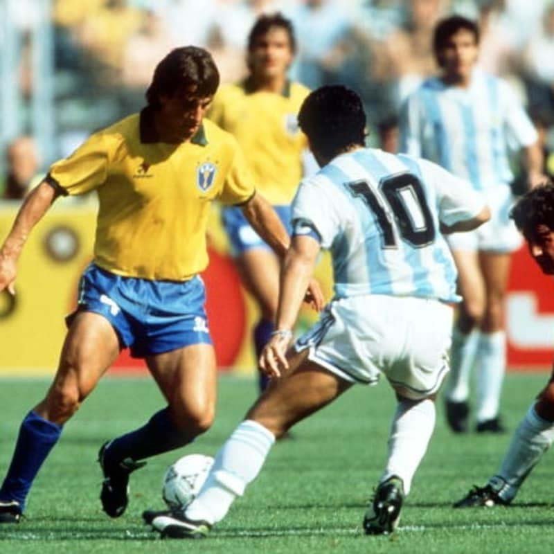 Maradona 1990_6_24 (x9).jpg