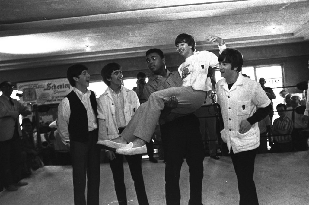 Beatles 1964_2_18 (2).jpeg