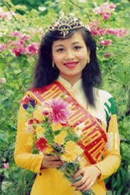 Nguyen dieu hoa 1990.jpg