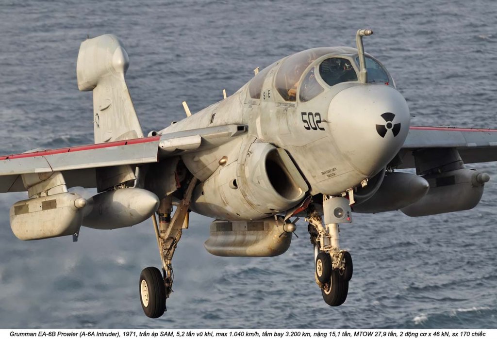 EA-6B Prowler (G-128) (6).jpg