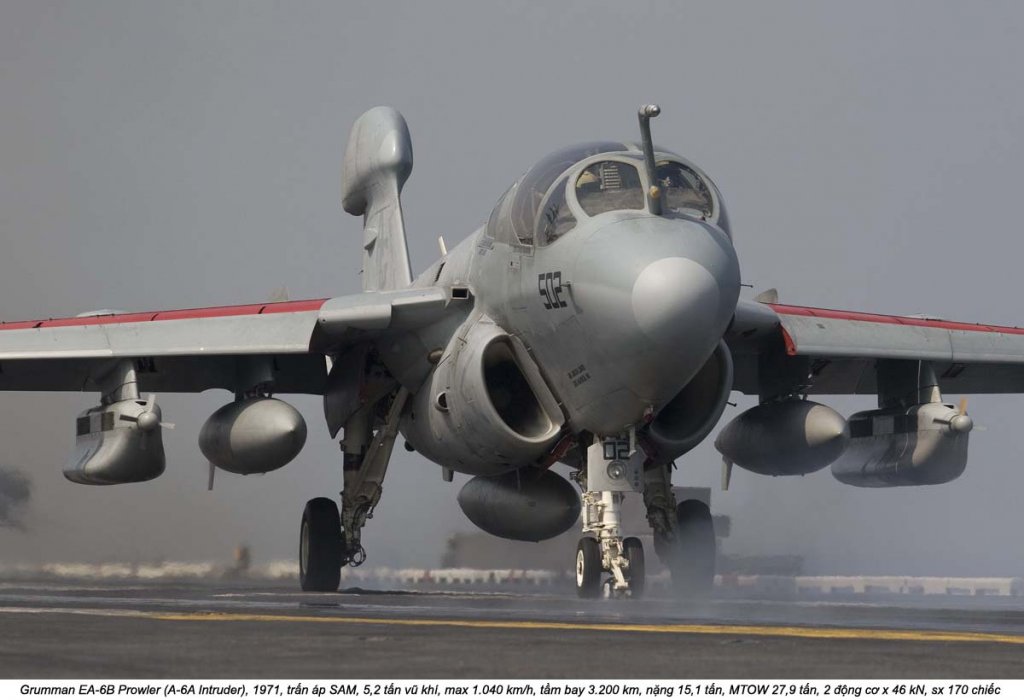 EA-6B Prowler (G-128) (11).jpg