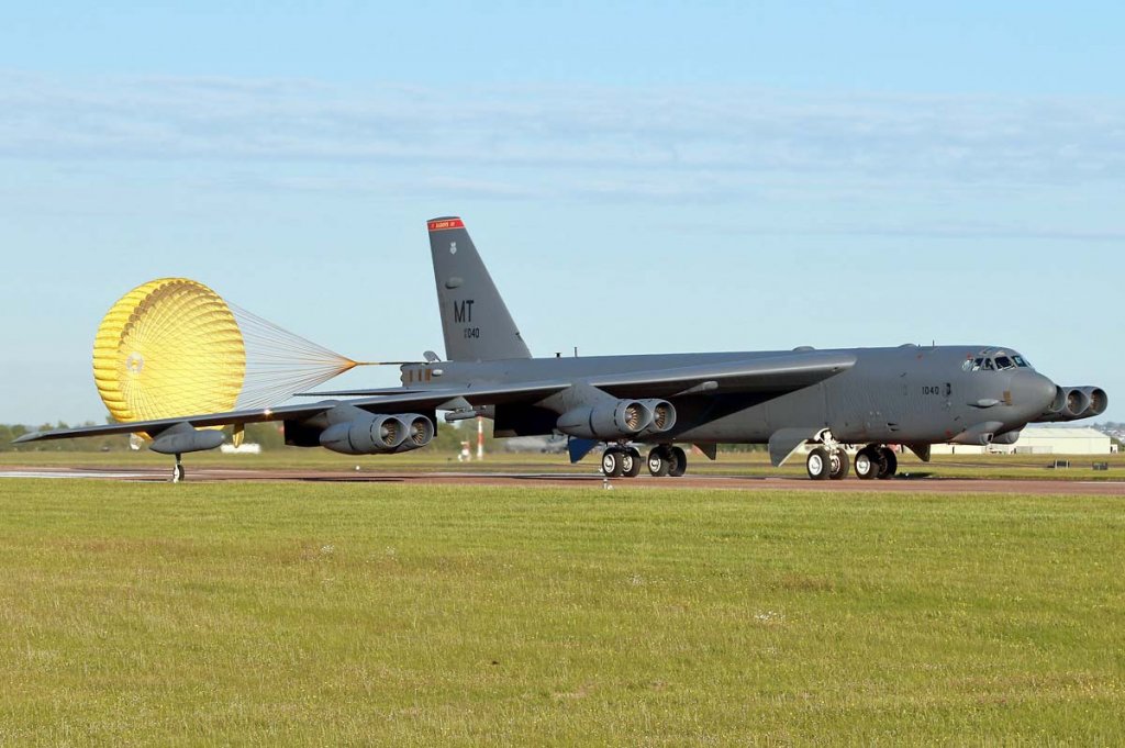 B-52 (104_3).jpg