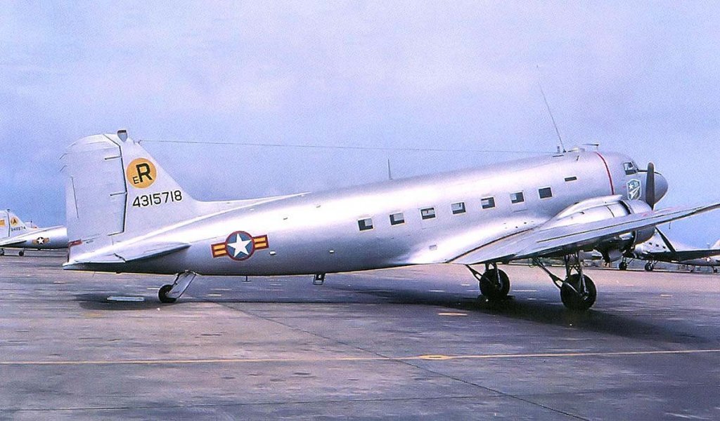 C-47 Skytrain (9).jpg