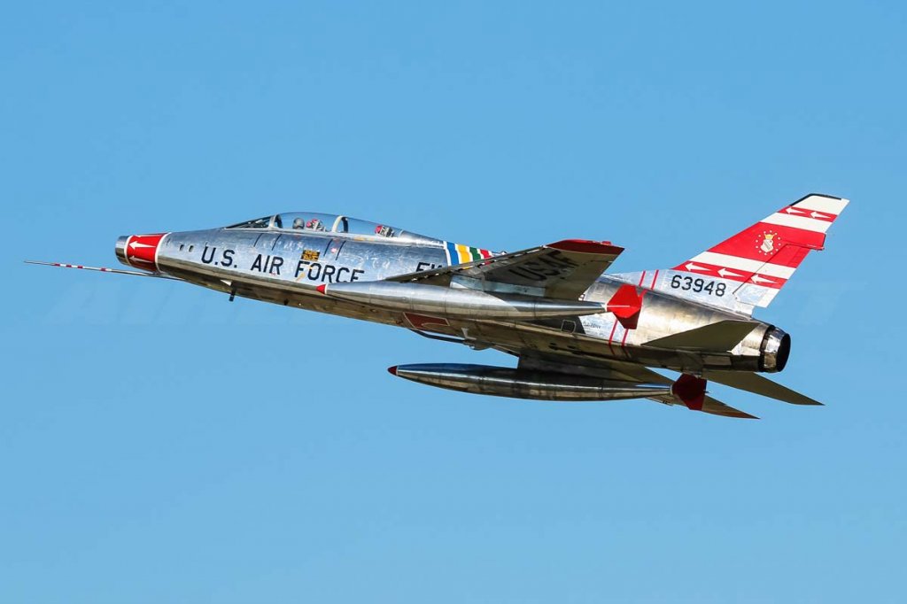 F-100 Super Sabre (30_3).jpg