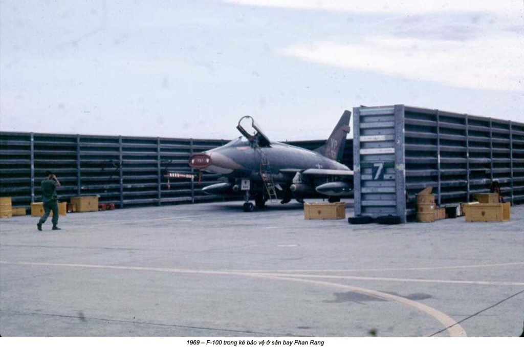 F-100 (x6).jpg