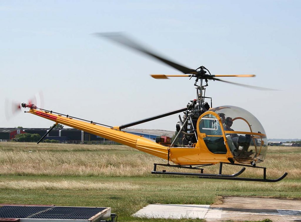 Hiller UH-12B (3).jpg