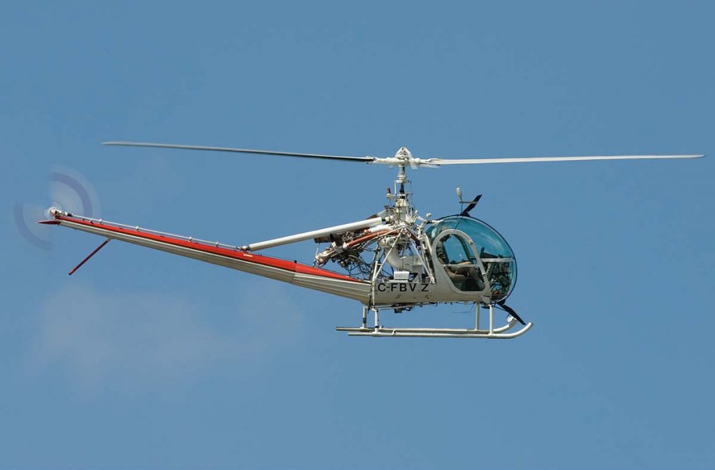 Hiller UH-12E (2).jpg