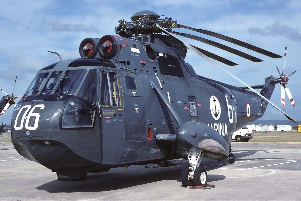 SH-3D Sea King (AS-61) (10).jpg