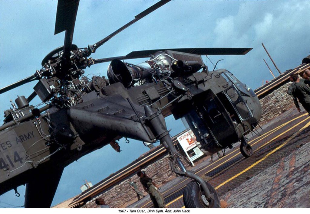 CH-54A Tarhe (54).jpg