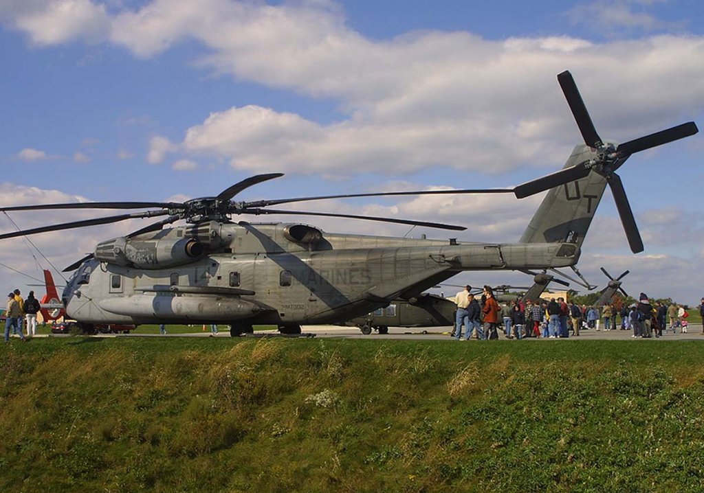 CH-53E Super Stallion (S-65E) (9).jpg