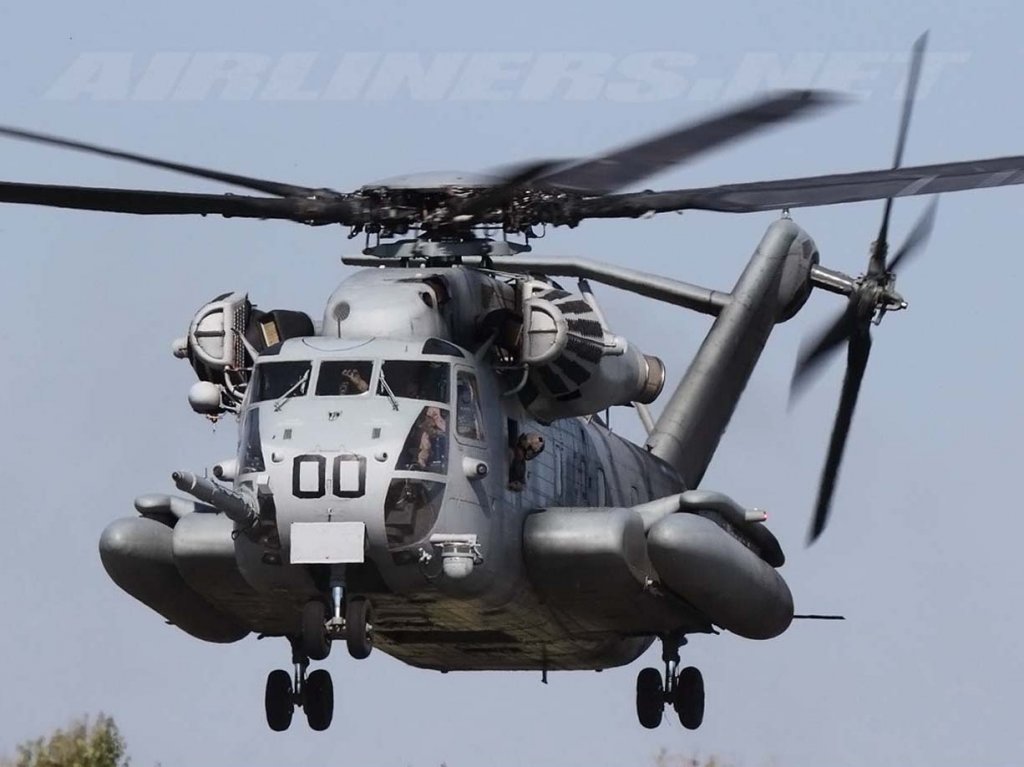 CH-53E Super Stallion (S-65E) (13).jpg