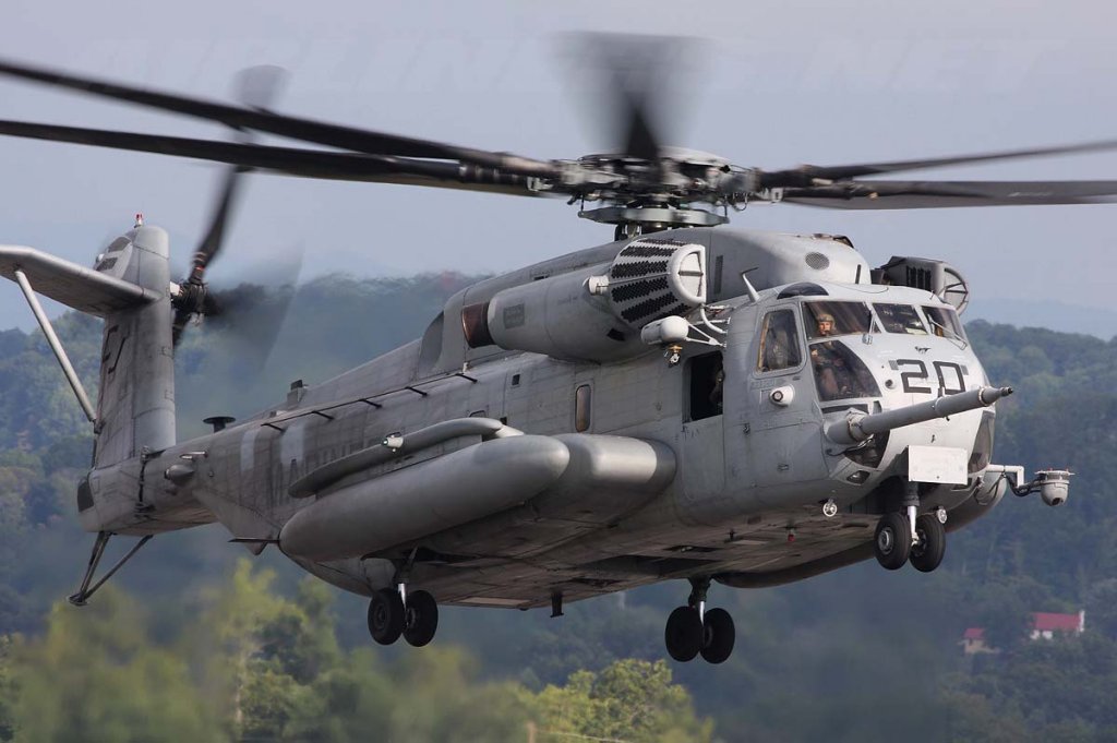 CH-53E Super Stallion (S-65E) (17).jpg