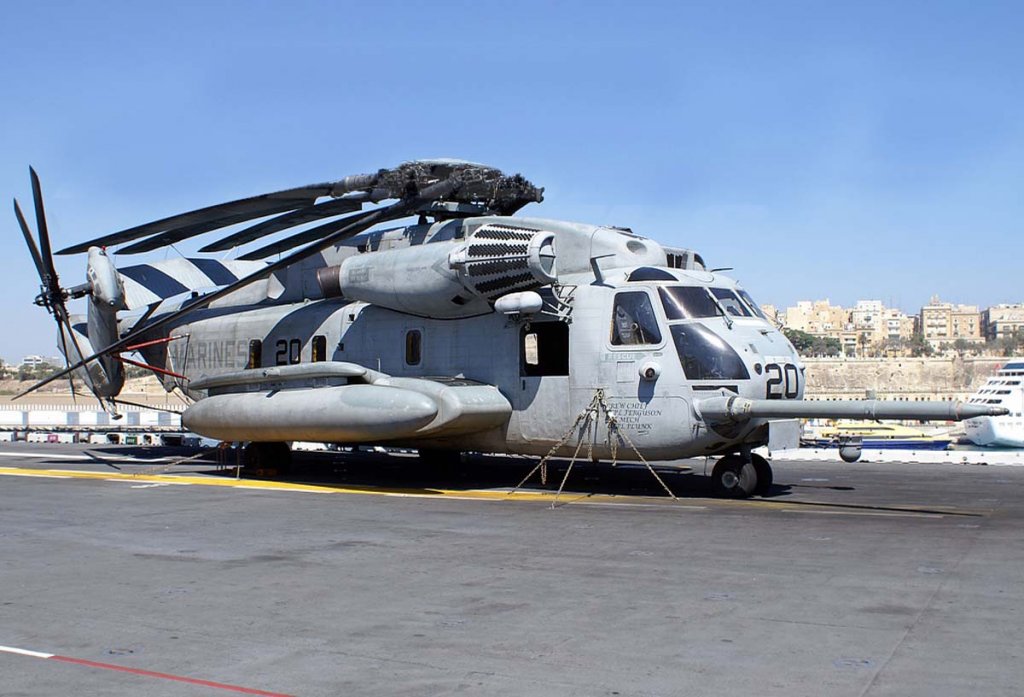 CH-53E Super Stallion (S-65E) (18).jpg