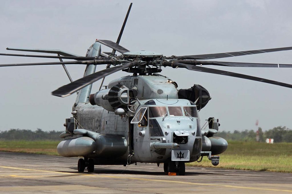 CH-53E Super Stallion (S-65E) (36).jpg