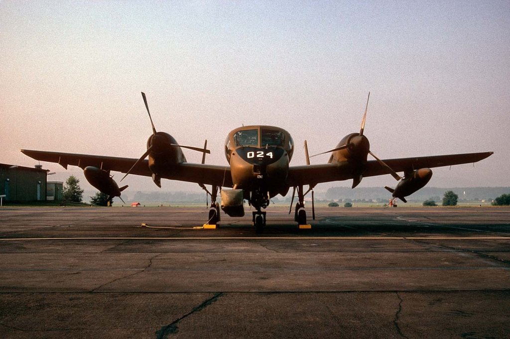 OV-1D Mohawk (26).jpg