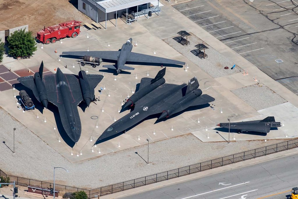 SR-71 Blackbird (6).jpg