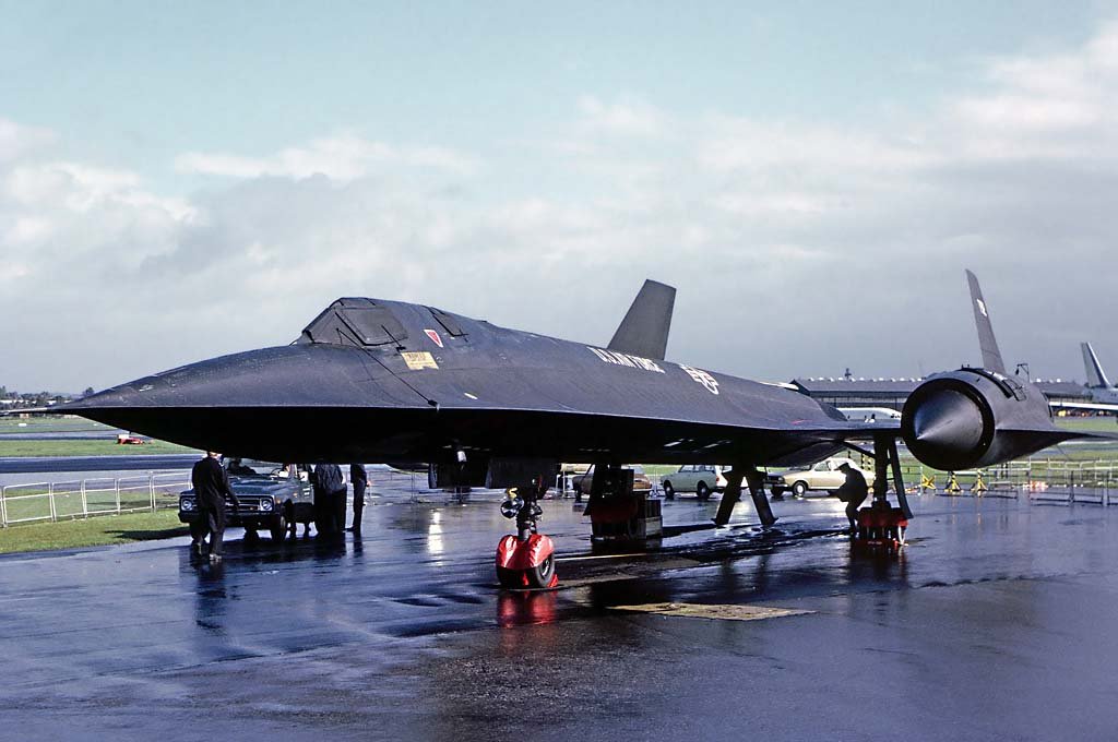 SR-71 Blackbird (18).jpg