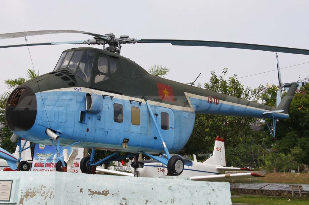 Mi-4 (x4).jpg