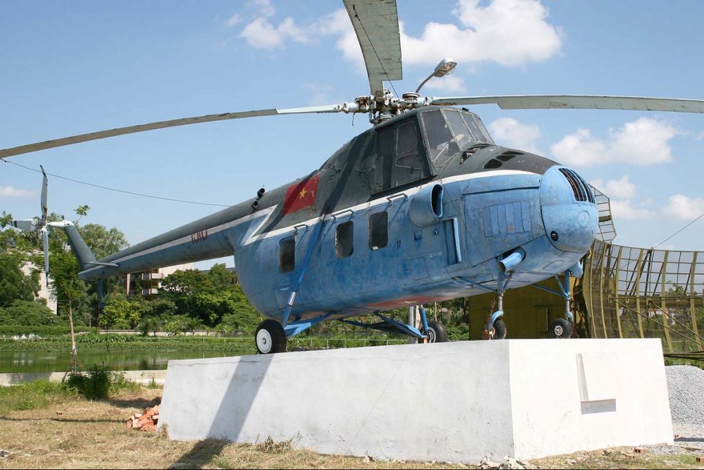 Mi-4 (x7).jpg