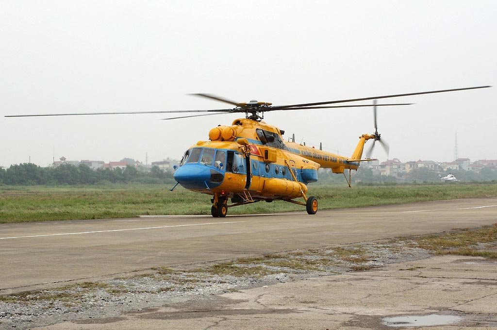 Mi-17 (1  1).jpg