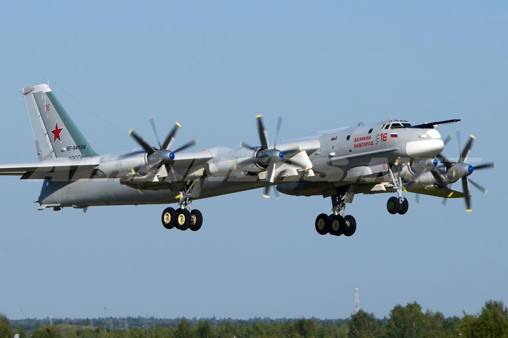 Tu-95 (6).jpg
