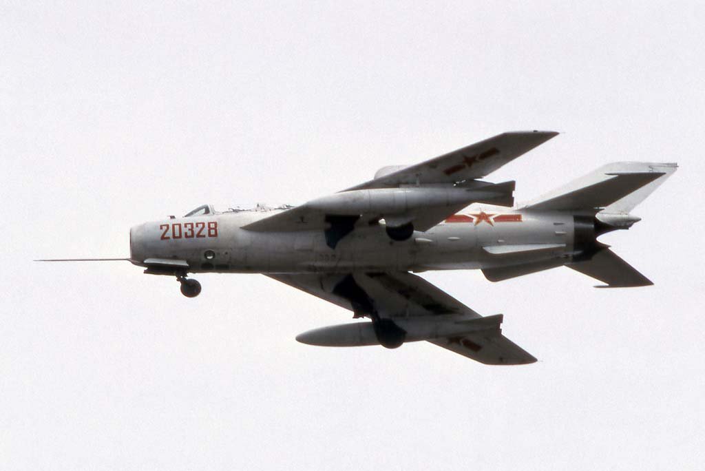 MiG-19 (12).jpg